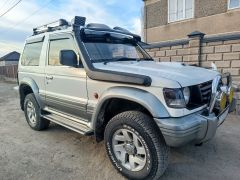 Сүрөт унаа Mitsubishi Pajero