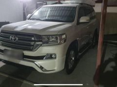 Фото авто Toyota Land Cruiser