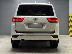 Photo of the vehicle Toyota Land Cruiser