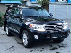 Photo of the vehicle Toyota Land Cruiser