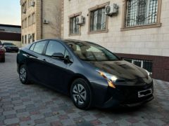 Фото авто Toyota Prius