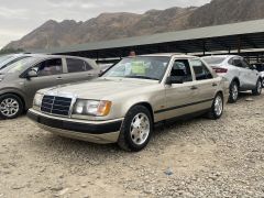 Сүрөт унаа Mercedes-Benz W124