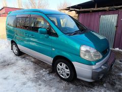 Сүрөт унаа Nissan Serena