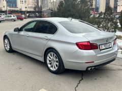 Photo of the vehicle BMW 5 Series