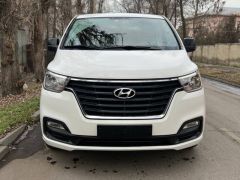 Фото авто Hyundai H-1 Starex