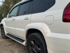 Photo of the vehicle Lexus GX