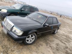 Photo of the vehicle Mercedes-Benz W124