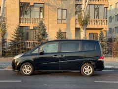 Фото авто Honda Stepwgn