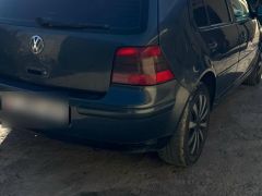 Сүрөт унаа Volkswagen Golf