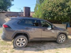 Сүрөт унаа Toyota RAV4