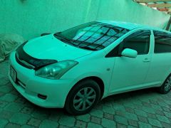 Photo of the vehicle Toyota Wish