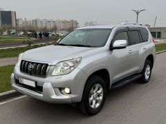 Сүрөт унаа Toyota Land Cruiser Prado