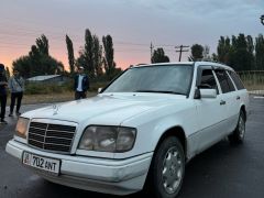 Фото авто Mercedes-Benz E-Класс