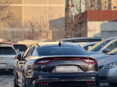 Сүрөт унаа Kia Stinger