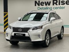 Photo of the vehicle Lexus RX