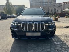 Фото авто BMW X7