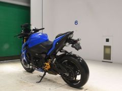 Сүрөт унаа Suzuki GSX-S 1000