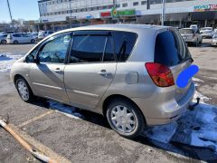 Сүрөт унаа Toyota Corolla Verso