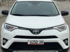 Photo of the vehicle Toyota RAV4