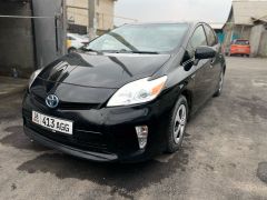 Сүрөт унаа Toyota Prius