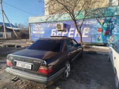 Сүрөт унаа Mercedes-Benz W124