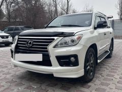 Photo of the vehicle Lexus LX