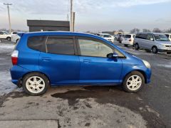 Photo of the vehicle Honda Fit