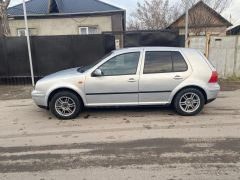 Фото авто Volkswagen Golf