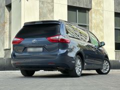 Сүрөт унаа Toyota Sienna