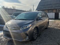 Сүрөт унаа Toyota Sienna