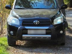 Сүрөт унаа Toyota RAV4