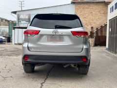 Сүрөт унаа Toyota Highlander