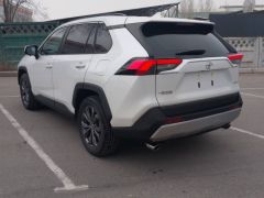 Сүрөт унаа Toyota RAV4