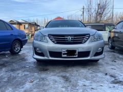 Photo of the vehicle Toyota Crown