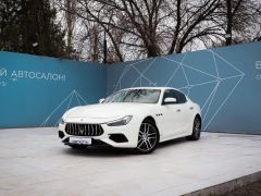 Сүрөт унаа Maserati Ghibli