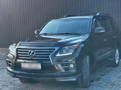 Photo of the vehicle Lexus LX