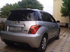 Photo of the vehicle Toyota Ist