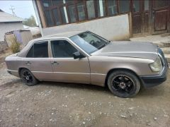 Сүрөт унаа Mercedes-Benz W124