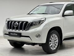 Сүрөт унаа Toyota Land Cruiser Prado