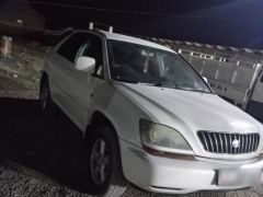 Сүрөт унаа Toyota Harrier