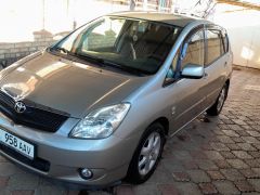 Фото авто Toyota Corolla Verso