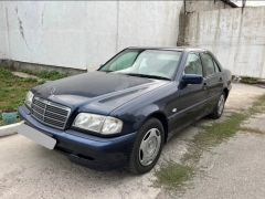 Сүрөт унаа Mercedes-Benz C-Класс