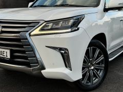 Сүрөт унаа Lexus LX