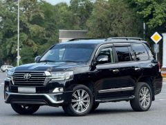 Фото авто Toyota Land Cruiser