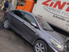 Photo of the vehicle Hyundai Solaris