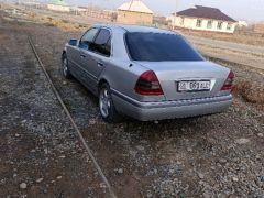 Сүрөт унаа Mercedes-Benz C-Класс