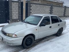 Сүрөт унаа Daewoo Nexia