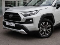 Сүрөт унаа Toyota RAV4