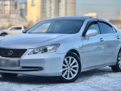 Photo of the vehicle Lexus ES