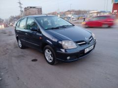 Сүрөт унаа Nissan Almera Tino